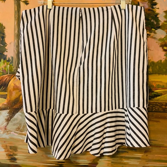 A New Day Black and White Ruffled Mini Skirt - Picture 4 of 7